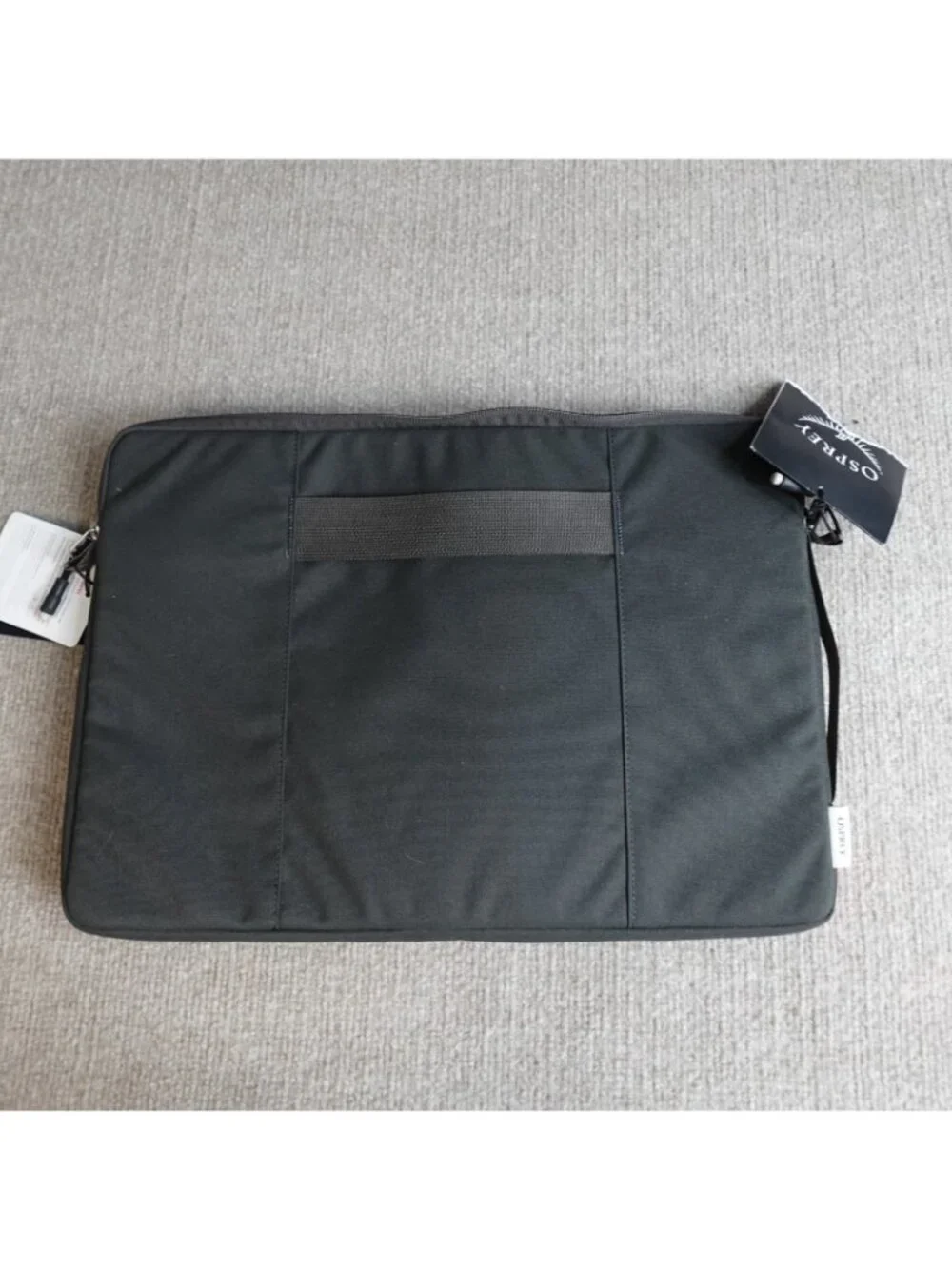 Osprey Arcane Laptop Sleeve Case Solid  Black Padded 15 Inch Polyester NEW